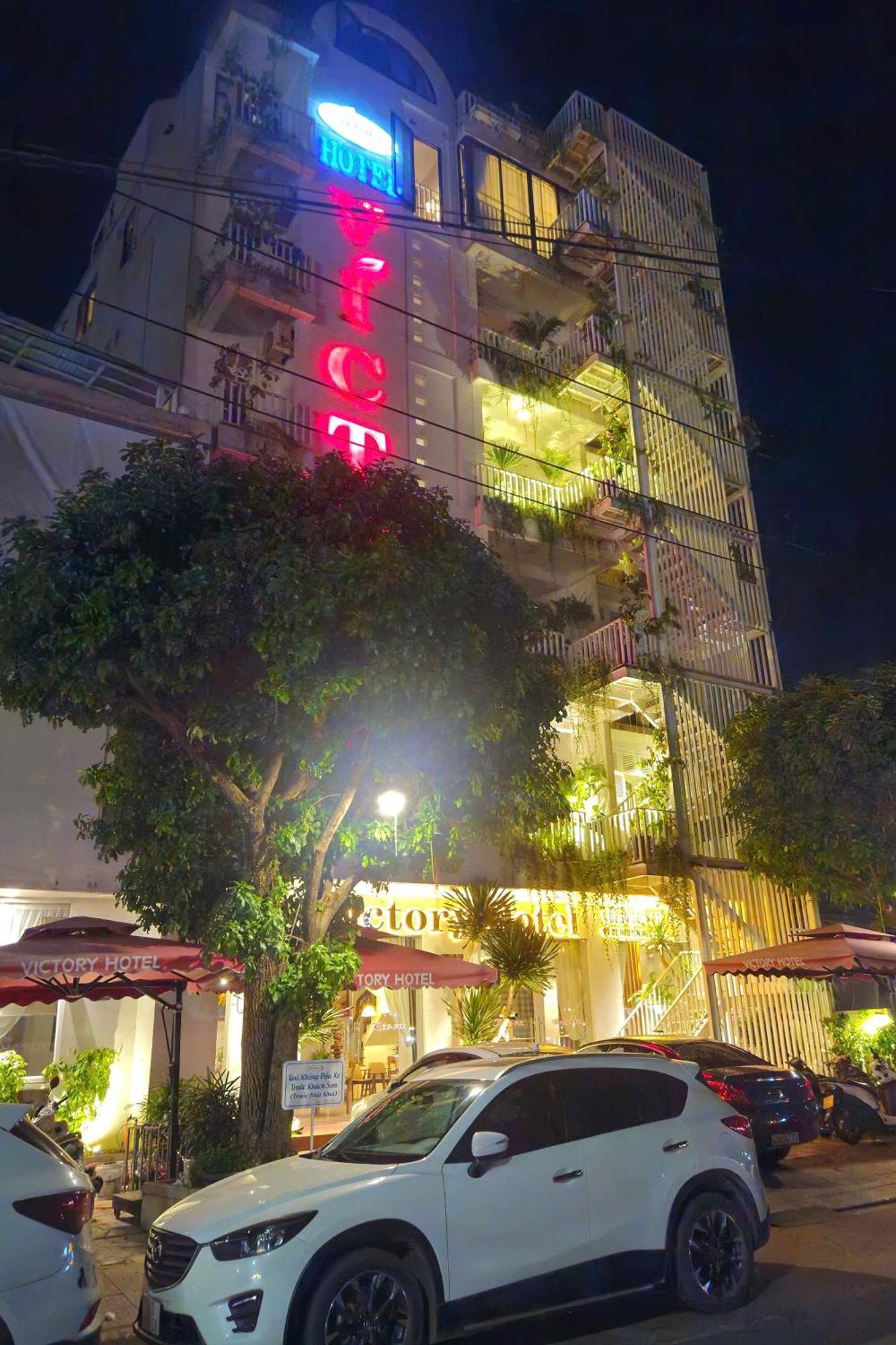 Victory Hotel Hue Exterior photo