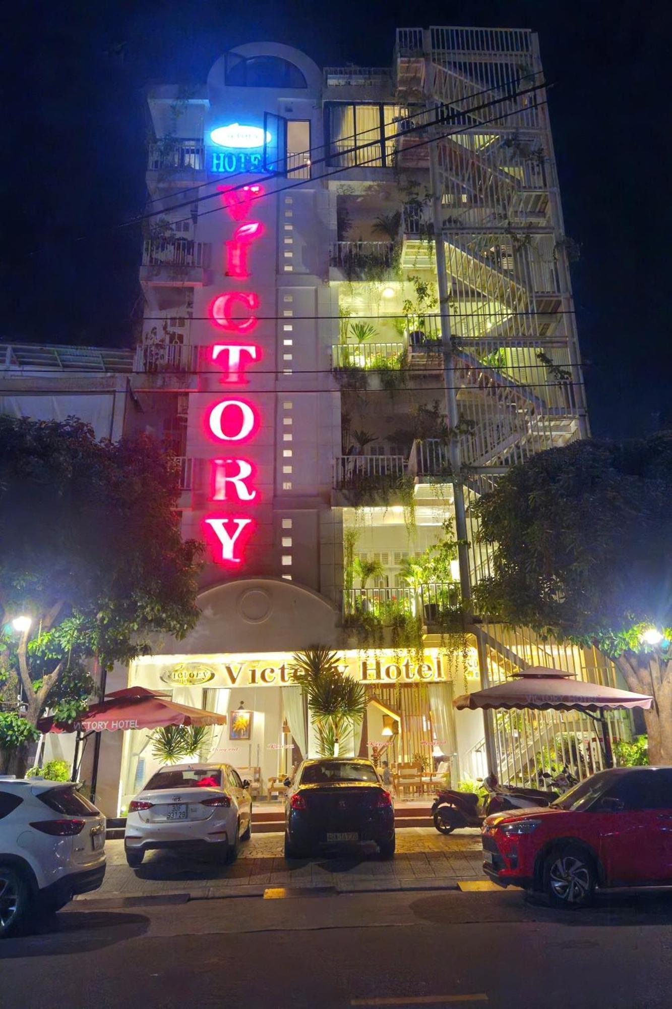 Victory Hotel Hue Exterior photo